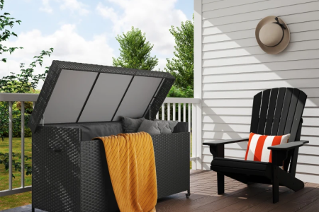 Front cover of the Outsunny 165-gallon deck box assembly manual with product image and title